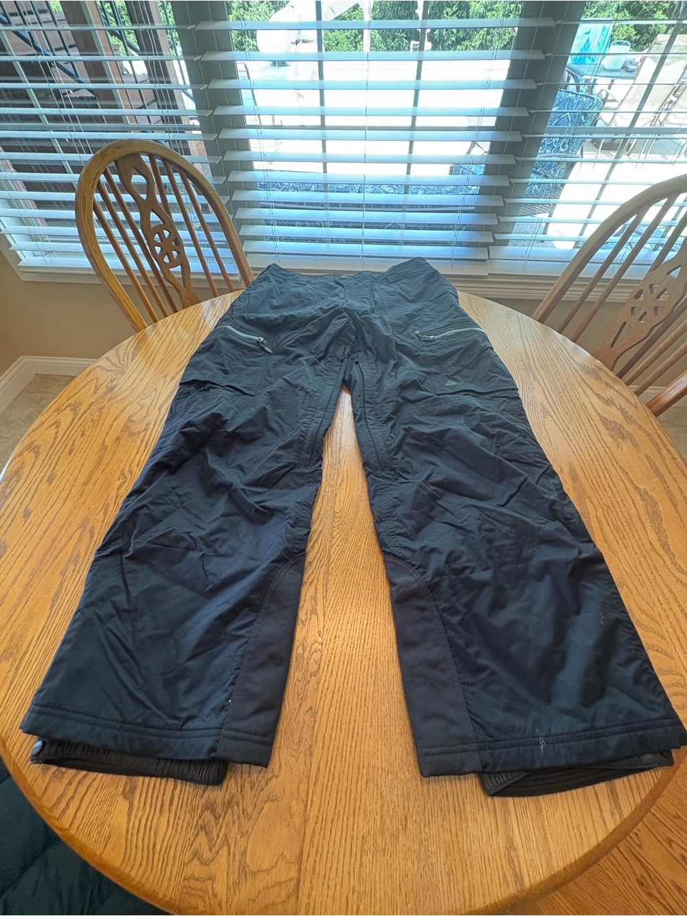 Nike ACG Men’s Black Cargo Snow Pants Snowboarding XXL Vented